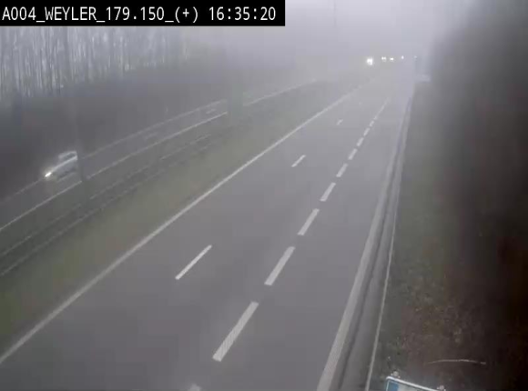 Webcam entre la sortie Arlon et la sortie Weyler sur l'E411. Vue orientée vers Luxembourg