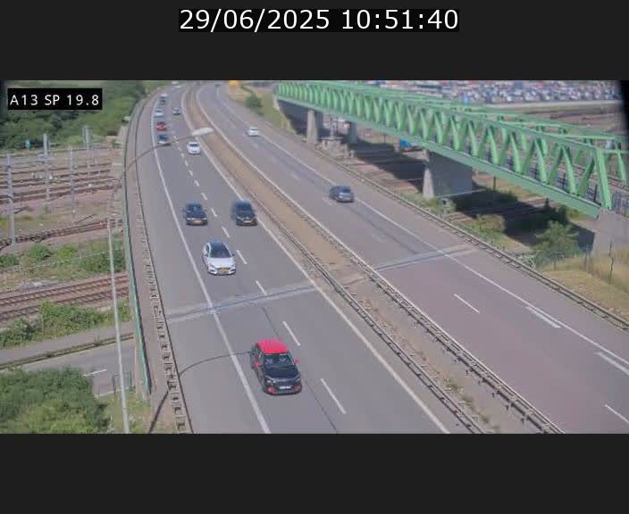 Traffic live webcam Luxembourg Croix de Bettembourg - A13 direction Esch-sur-Alzette - BK 19.8