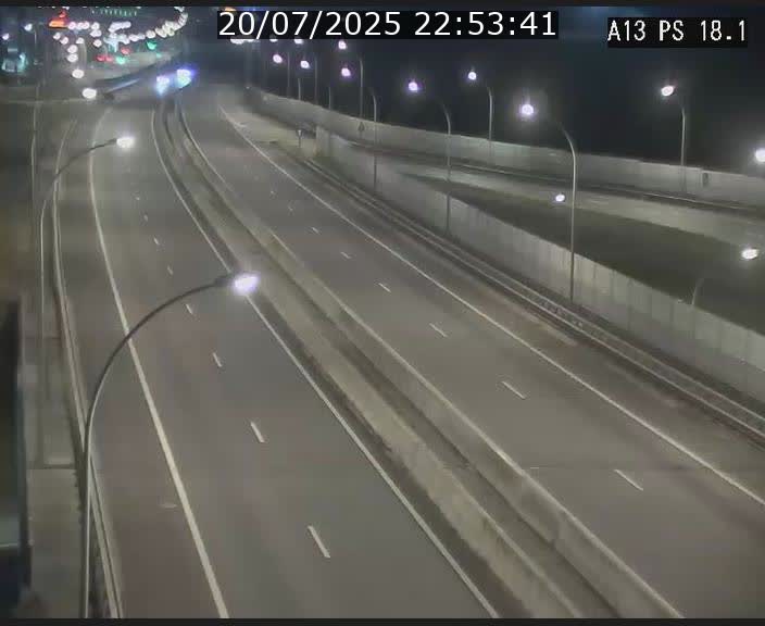 Traffic live webcam Luxembourg Dudelange - A13 direction Croix de Bettembourg - BK 18.1