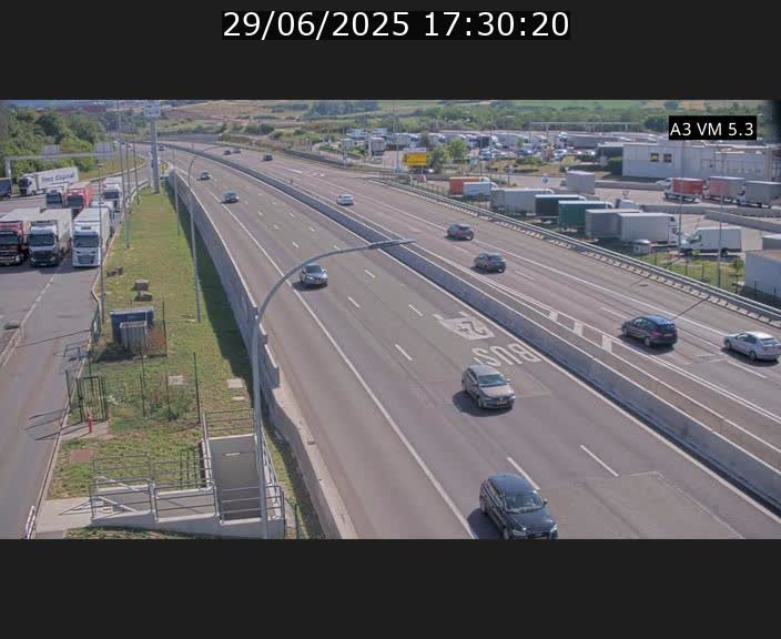 Traffic live webcam Luxembourg Aire de Berchem - A3 - BK 5 - direction France