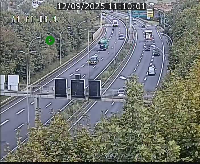 Traffic live webcam Luxembourg Hamm - A1 direction Sandweiler - BK 6.4