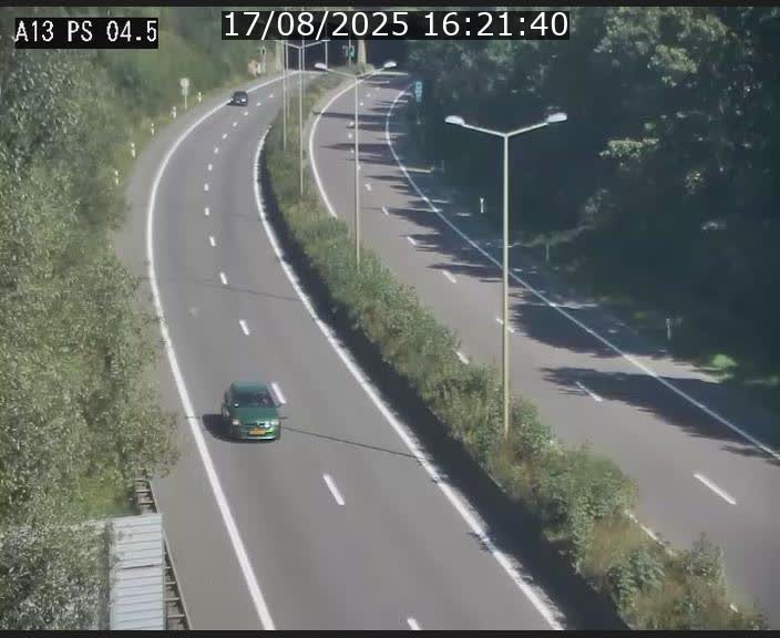 Traffic live webcam Luxembourg Differdange - A13 direction Esch-sur-Alzette - BK 4.5