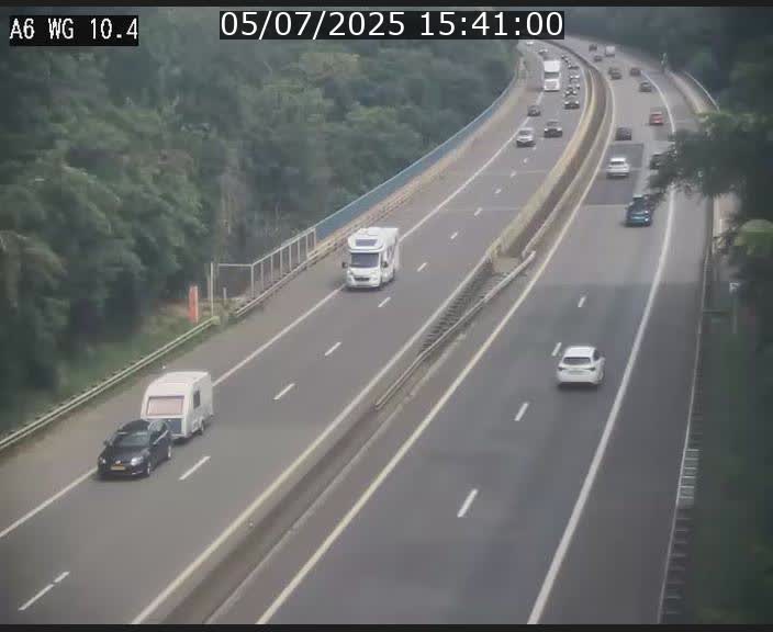 Traffic live webcam Luxembourg Mamer - A6 - BK 10.4 - direction Luxembourg/France/Allemagne