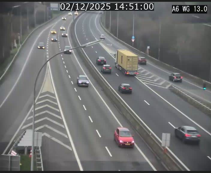 Traffic live webcam Luxembourg Mamer - A6 - BK 13 - direction Luxembourg/France/Allemagne
