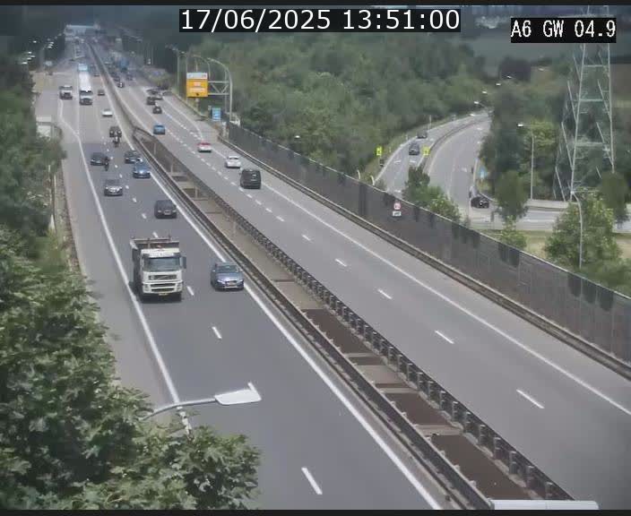 Traffic live webcam Luxembourg Croix de Cessange - A6 - BK 4.9 - direction Belgique