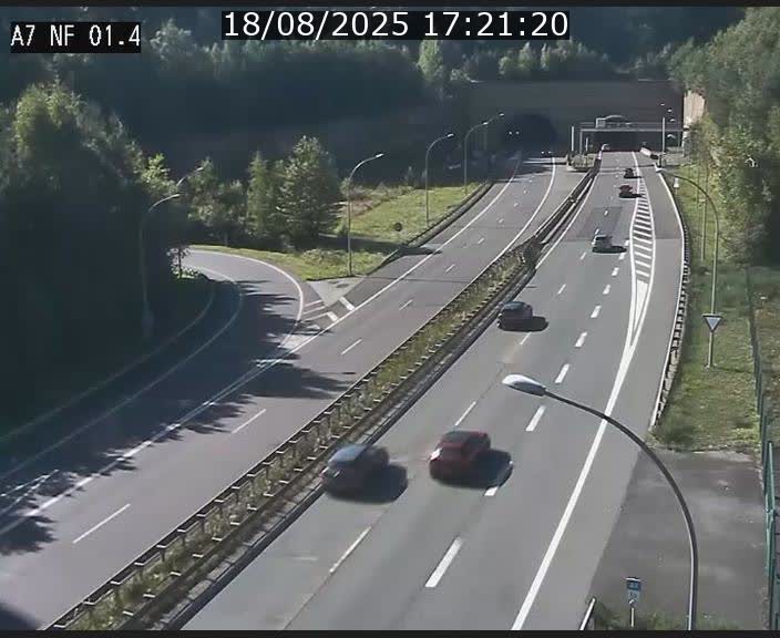 Caméra autoroute Luxembourg A7 - Echangeur Waldhaff - direction Tunnel Stafelter