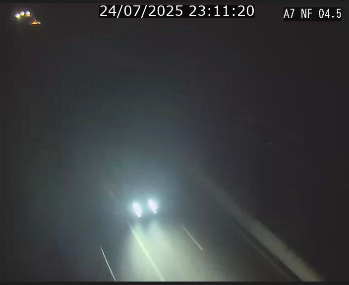 Caméra autoroute Luxembourg A7 - Passage à gibier Rëngelbour - direction Tunnel Grouft