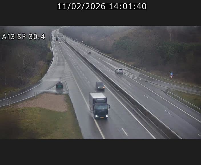 Traffic live webcam Luxembourg Altwies - A13 direction Luxembourg-ville - BK 30.4