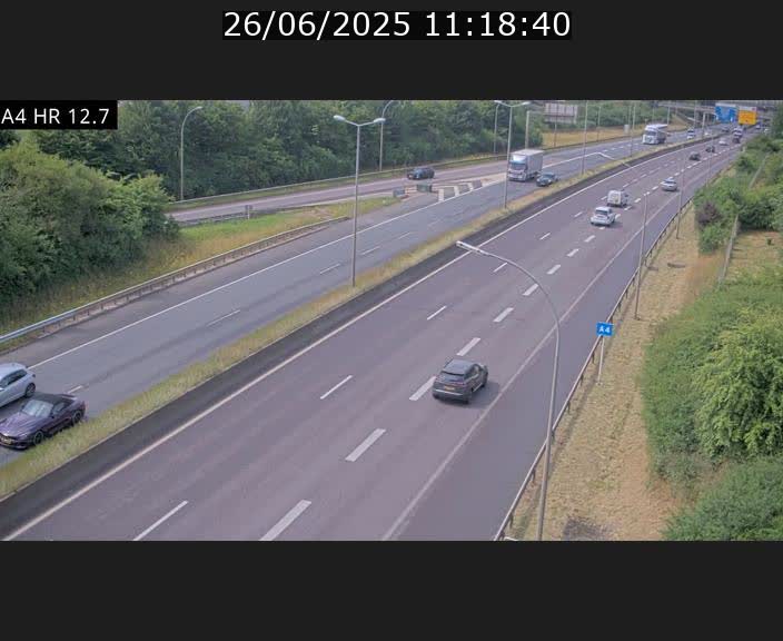 Traffic live webcam Luxembourg Esch sur Alzette - A4 - BK 12.7 - direction Esch-Belval