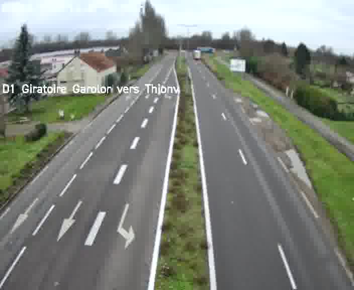 Webcam de surveillance sur D1 (France) à Ennery, cadrée vers Thionville, proposant une information routière utile aux déplacements quotidiens.