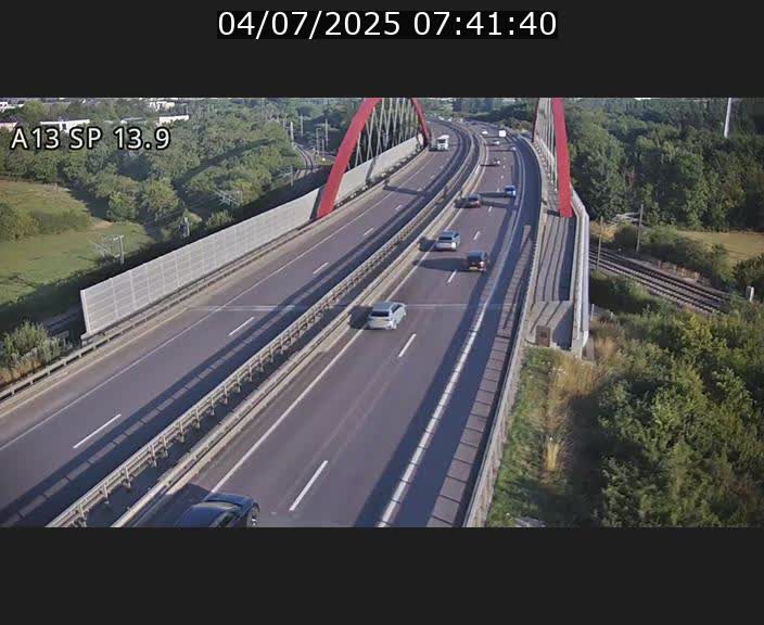 Traffic live webcam Luxembourg Kayl - A13 direction Esch-sur-Alzette/Luxembourg-ville - BK 13.9