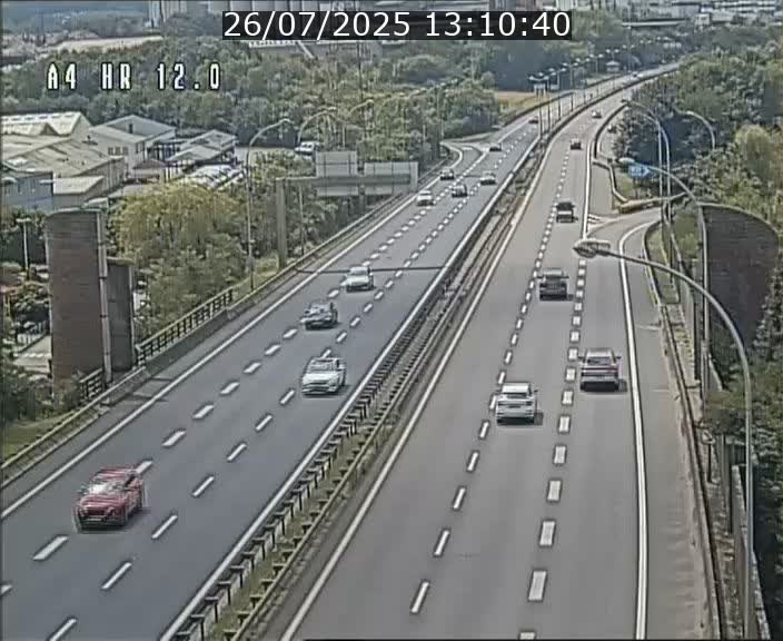 Traffic live webcam Luxembourg Jonction Foetz - A4 - BK 12.0 - direction Esch sur Alzette