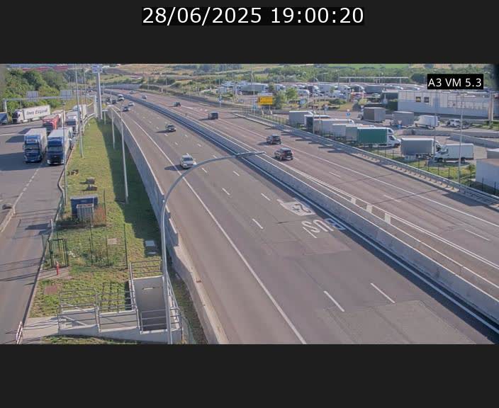 Traffic live webcam Luxembourg Aire de Berchem - A3 - BK 5 - direction France