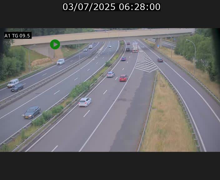 Traffic live webcam Luxembourg Jonction Grünewald - A1 direction Luxembourg-ville - BK 9.5