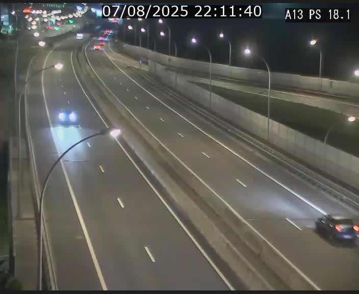Traffic live webcam Luxembourg Dudelange - A13 direction Croix de Bettembourg - BK 18.1