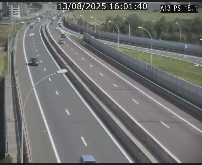 Traffic live webcam Luxembourg Dudelange - A13 direction Croix de Bettembourg - BK 18.1