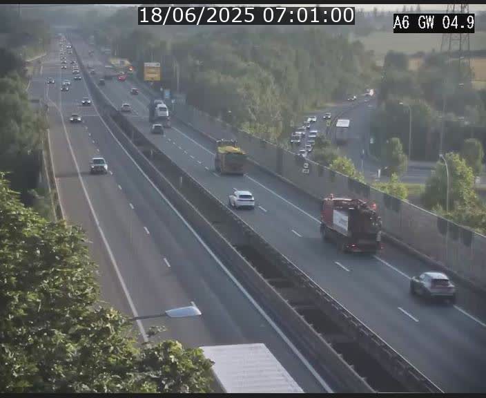 Traffic live webcam Luxembourg Croix de Cessange - A6 - BK 4.9 - direction Belgique