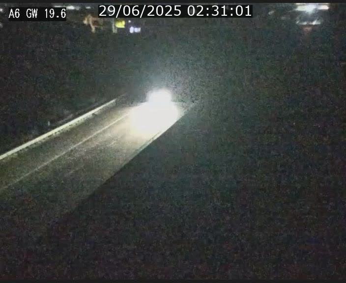 Traffic live webcam Luxembourg - Steinfort - A6 - BK 19.6 - direction Belgique