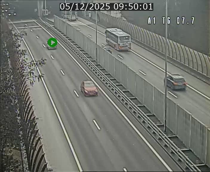 Traffic live webcam Luxembourg Kirchberg - A1 direction Luxembourg-ville - BK 7.7