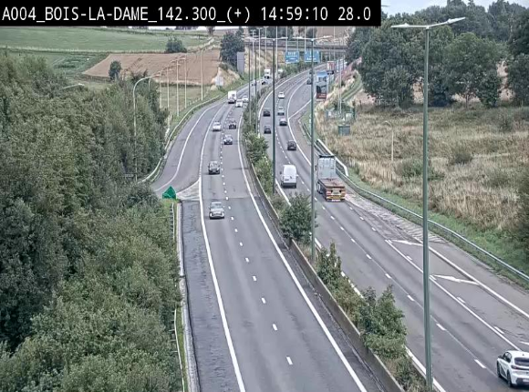 Webcam située entre la sortie 29 Neufchâteau et la jonction avec l'E25 en direction de Liège et Luxembourg