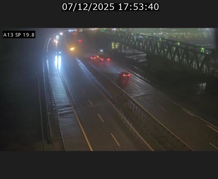 Traffic live webcam Luxembourg Croix de Bettembourg - A13 direction Esch-sur-Alzette - BK 19.8