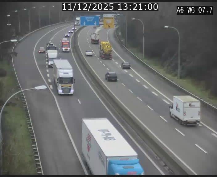 Traffic live webcam Luxembourg - Bridel - A6 - BK 7.7 - direction Belgique