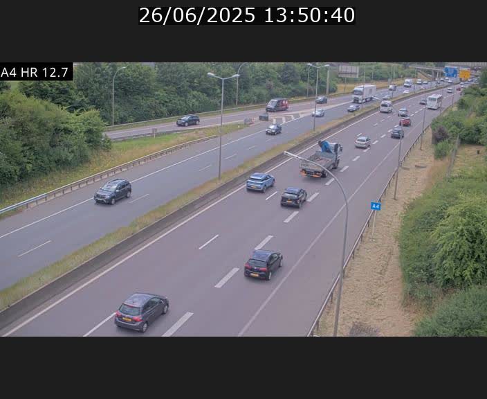 Traffic live webcam Luxembourg Esch sur Alzette - A4 - BK 12.7 - direction Esch-Belval