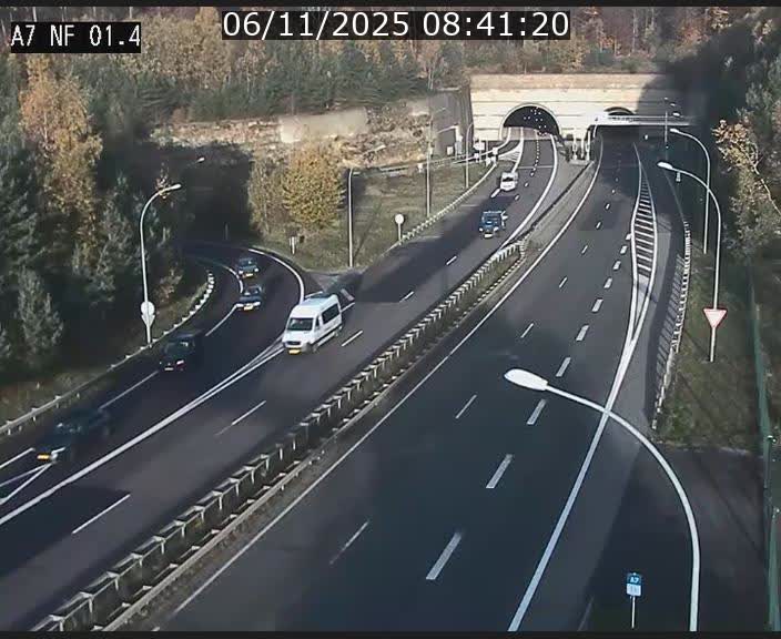 Caméra autoroute Luxembourg A7 - Echangeur Waldhaff - direction Tunnel Stafelter