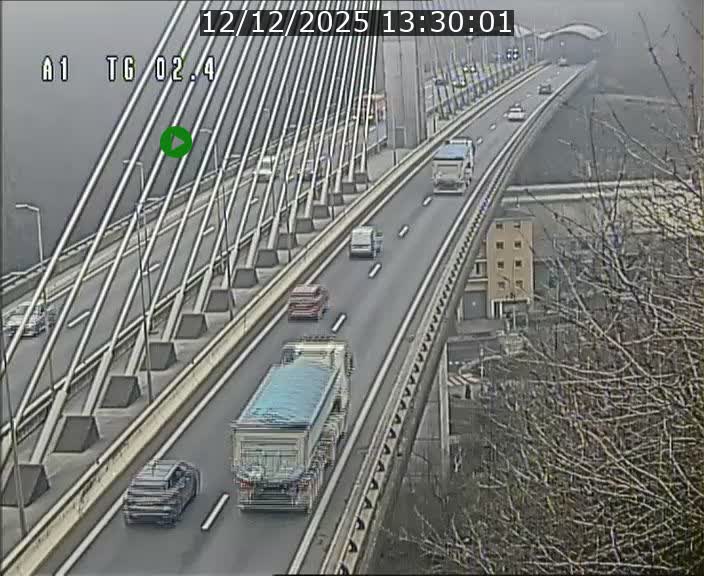 Traffic live webcam Luxembourg Sandweiler - A1 direction Luxembourg-ville - BK 2.4