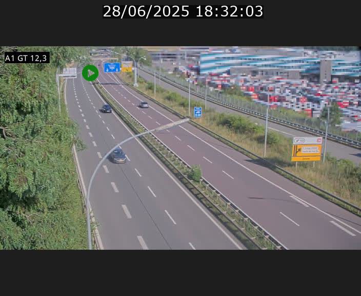 Traffic live webcam Luxembourg Senningerberg - A1 direction Allemagne - BK 12.3
