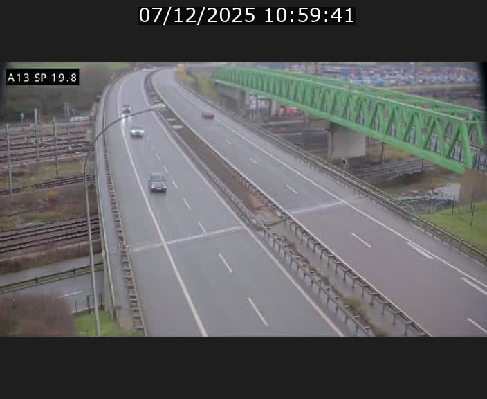 Traffic live webcam Luxembourg Croix de Bettembourg - A13 direction Esch-sur-Alzette - BK 19.8