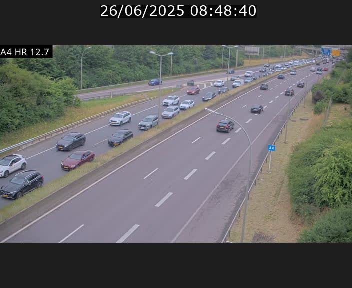 Traffic live webcam Luxembourg Esch sur Alzette - A4 - BK 12.7 - direction Esch-Belval