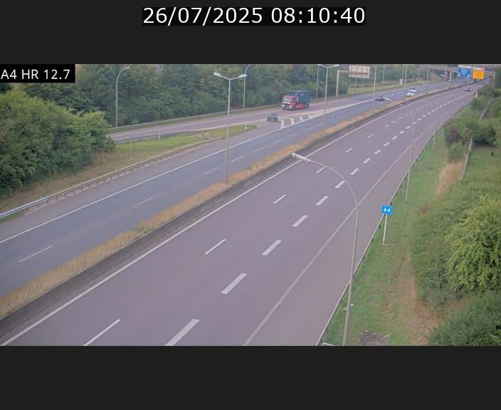 Traffic live webcam Luxembourg Esch sur Alzette - A4 - BK 12.7 - direction Esch-Belval