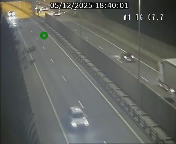 Traffic live webcam Luxembourg Kirchberg - A1 direction Luxembourg-ville - BK 7.7