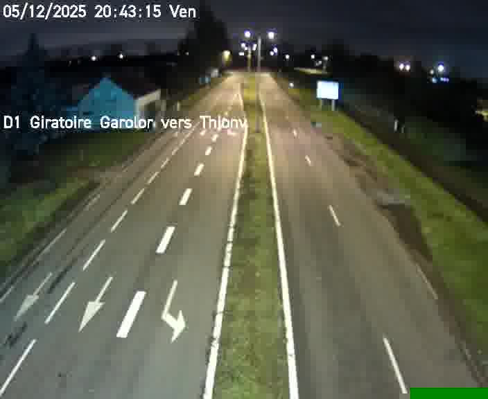 Webcam de surveillance sur D1 (France) à Ennery, cadrée vers Thionville, proposant une information routière utile aux déplacements quotidiens.