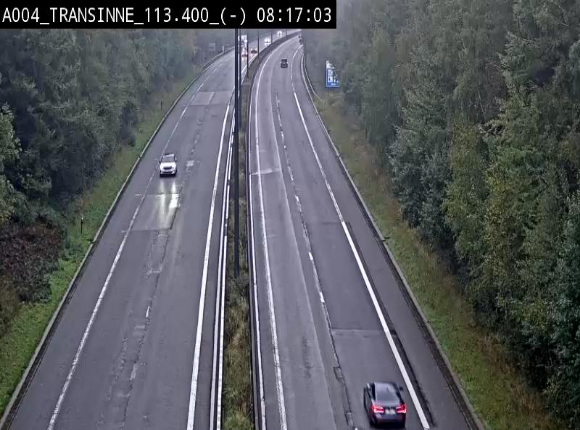 Caméra trafic E411 (A4) - Transinne direction Namur - BK 113.425