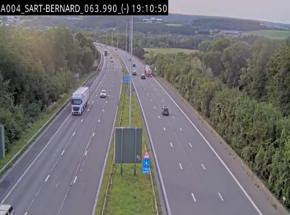 Webcam E411 à hauteur d'Assesse en provenance d'Arlon ou de la N4 vers Namur