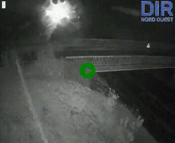 Webcam sur A84 à hauteur de Pont-Farcy, au niveau du pont autoroutier sur la Vire, au sud de Saint-Lô