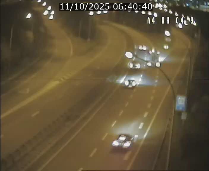 Traffic live webcam Luxembourg Leudelange - A4 - BK 4.9 - direction Luxembourg