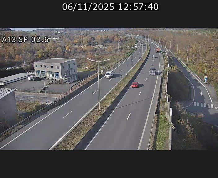 Traffic live webcam Luxembourg Sanem - A13 direction Pétange - BK 2.6