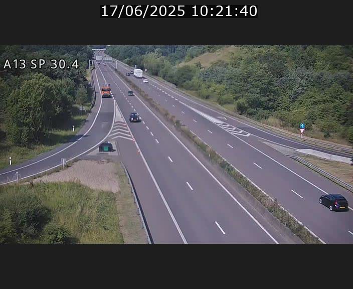 Traffic live webcam Luxembourg Altwies - A13 direction Luxembourg-ville - BK 30.4