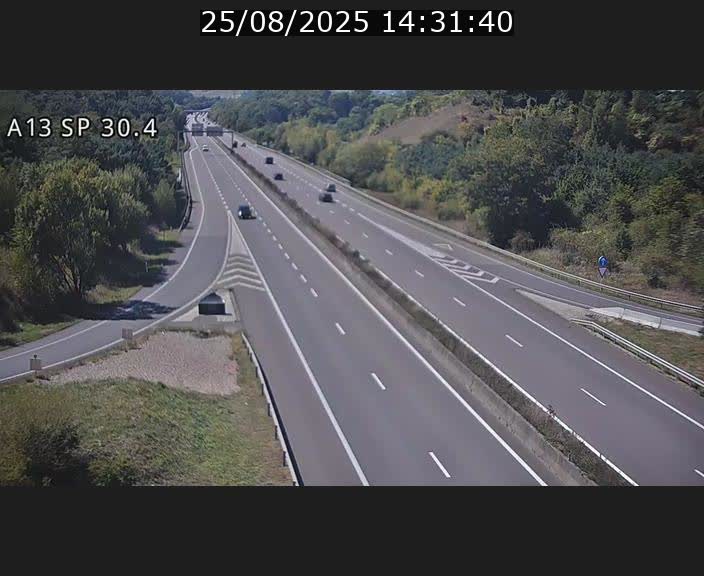 Traffic live webcam Luxembourg Altwies - A13 direction Luxembourg-ville - BK 30.4