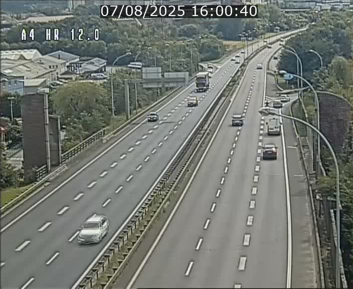 Traffic live webcam Luxembourg Jonction Foetz - A4 - BK 12.0 - direction Esch sur Alzette