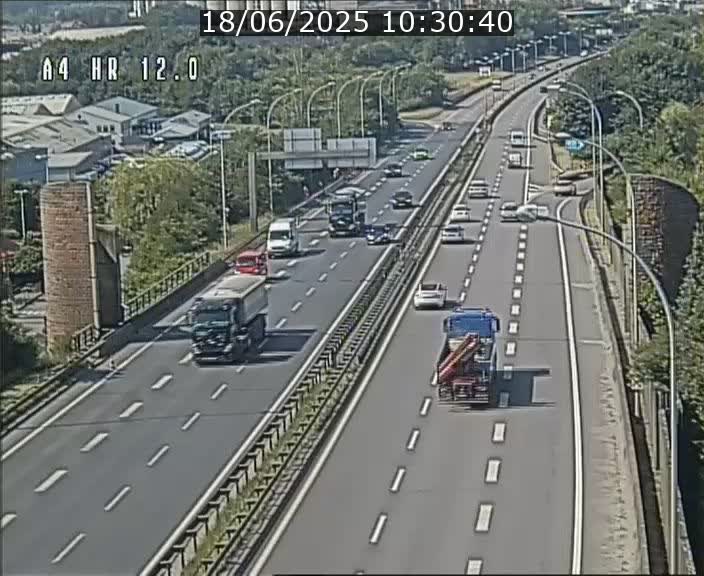 Traffic live webcam Luxembourg Jonction Foetz - A4 - BK 12.0 - direction Esch sur Alzette