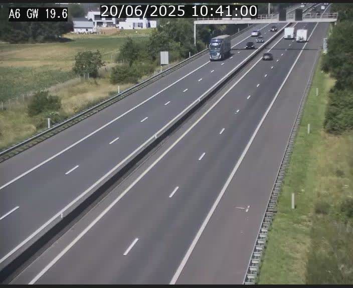 Traffic live webcam Luxembourg - Steinfort - A6 - BK 19.6 - direction Belgique