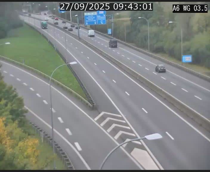 Traffic live webcam Luxembourg - Croix de Cessange - A6 - BK 3.5 - direction France/Allemagne