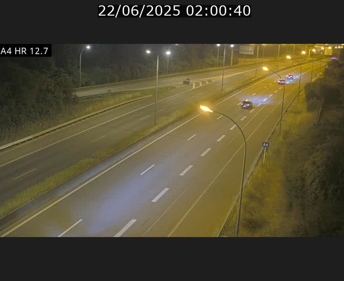 Traffic live webcam Luxembourg Esch sur Alzette - A4 - BK 12.7 - direction Esch-Belval