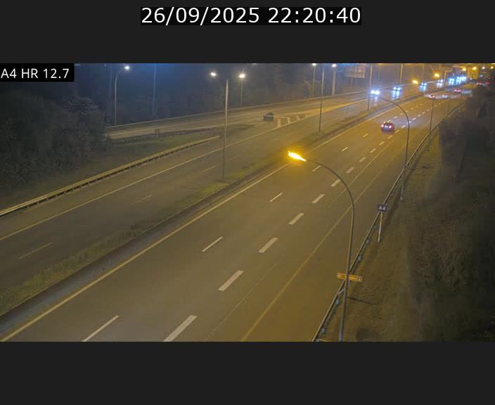 Traffic live webcam Luxembourg Esch sur Alzette - A4 - BK 12.7 - direction Esch-Belval