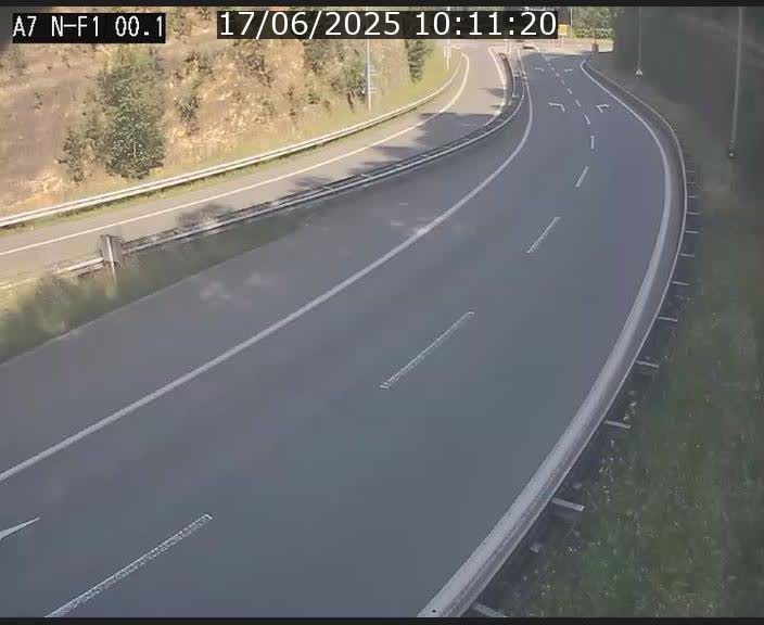 Webcam autoroute Luxembourg A7 située dans la sortie 1 Waldhof, vers la N11, avant le Tunnel Stafelter