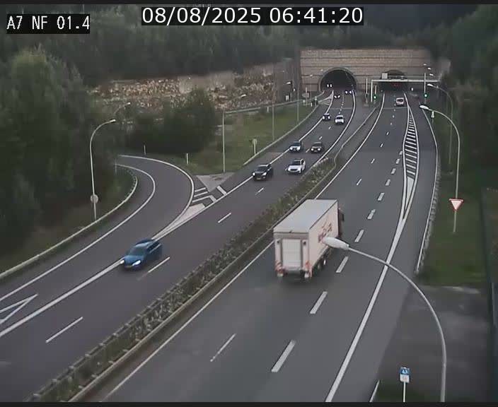 Caméra autoroute Luxembourg A7 - Echangeur Waldhaff - direction Tunnel Stafelter